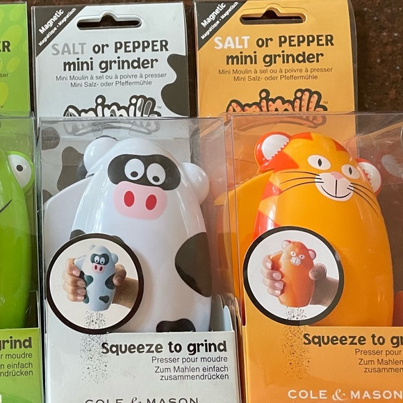 Cole&Mason Salt or Pepper Animills Magnetic Frog Cow Cat or Dog $10for1 Mill NWB - Picture 8 of 12